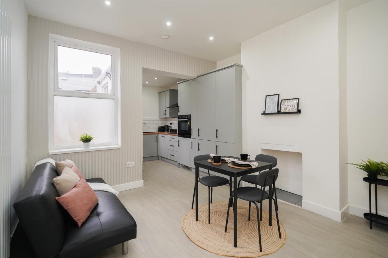 Charlotte House, Entire Private House, Close To City Centre, Wifi Sheffield Dış mekan fotoğraf
